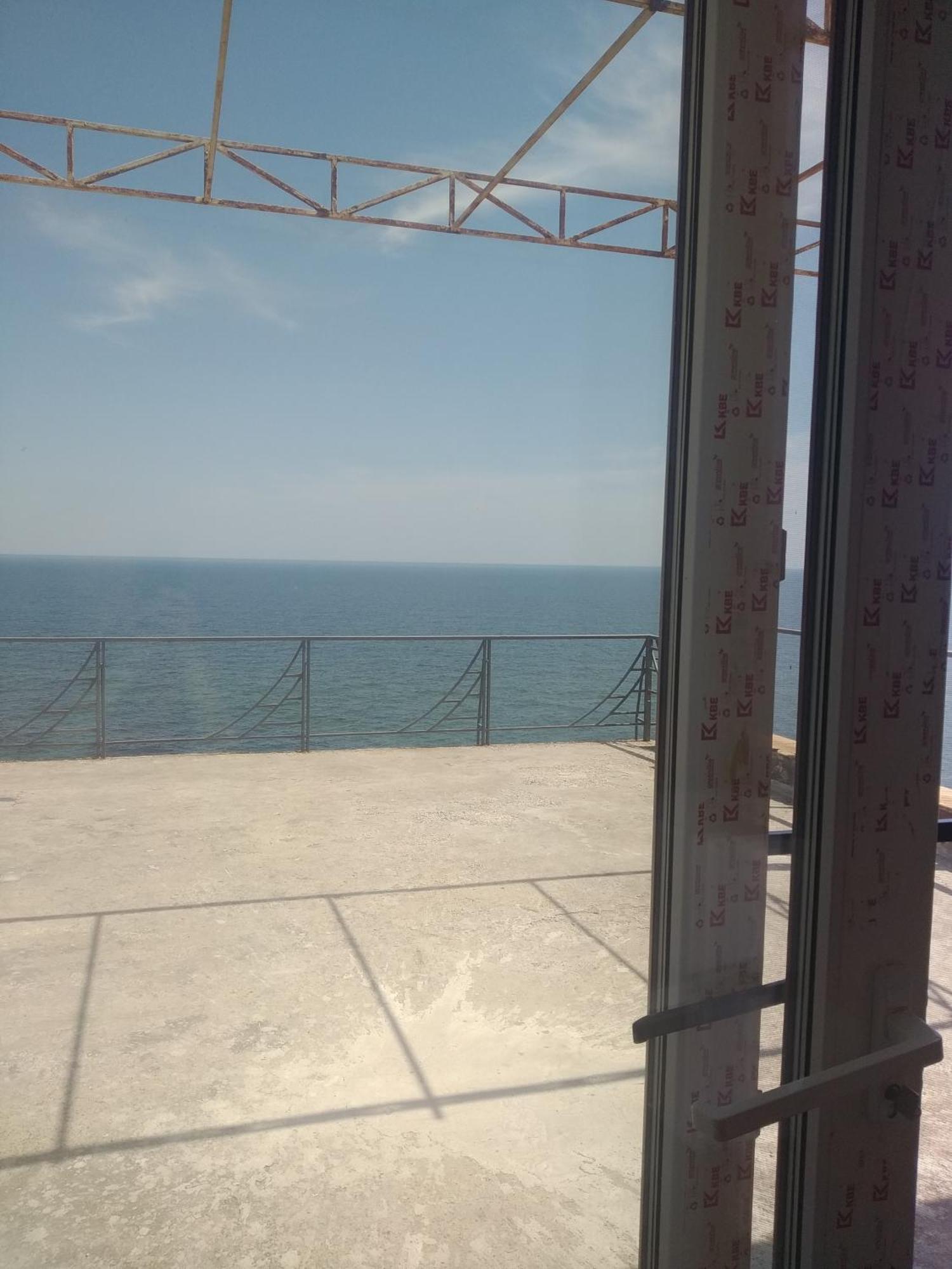 Аппартаменты Студия Первая Линия У Моря В Совиньоне Odesa Habitación foto