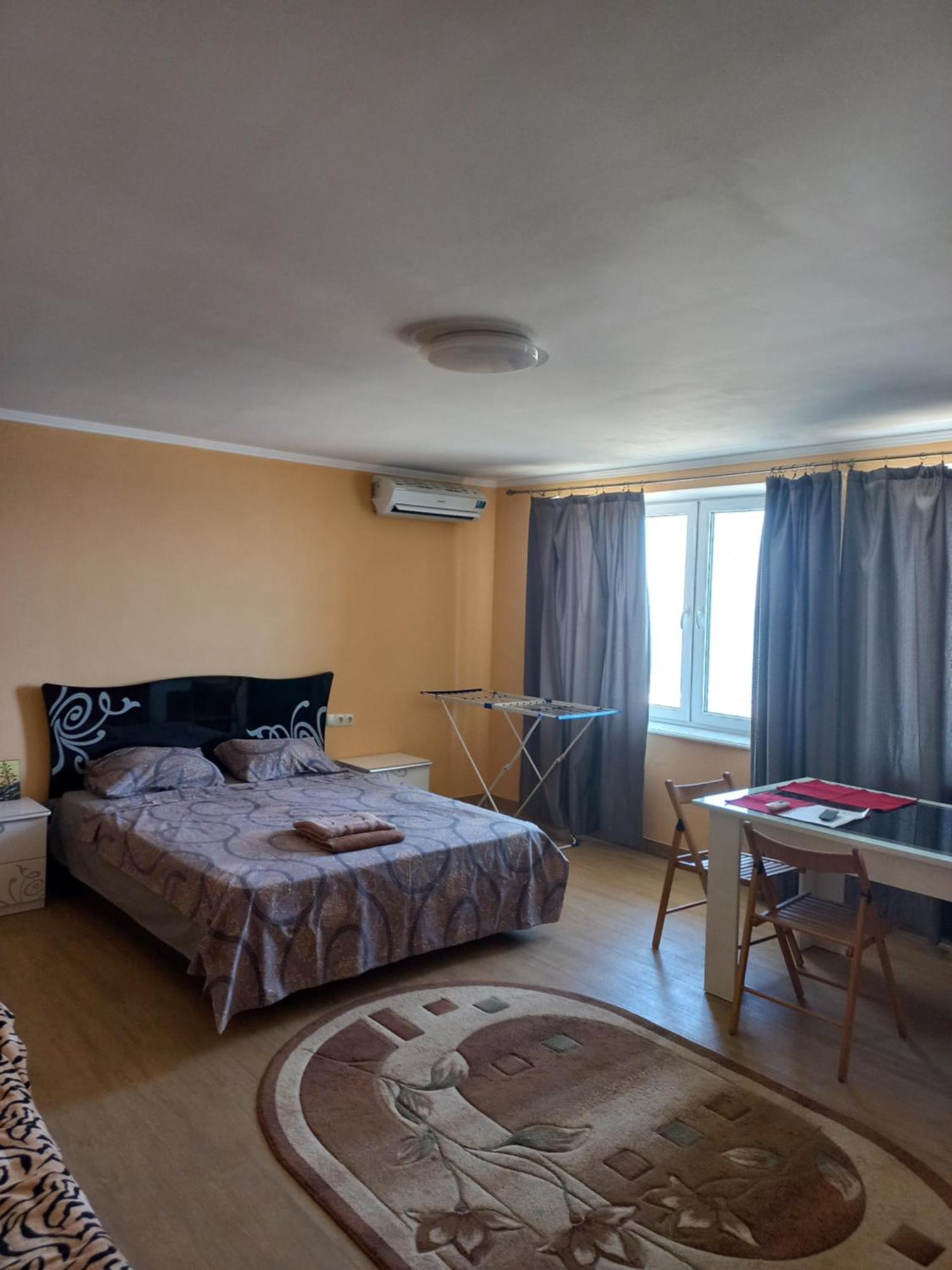 Аппартаменты Студия Первая Линия У Моря В Совиньоне Odesa Habitación foto